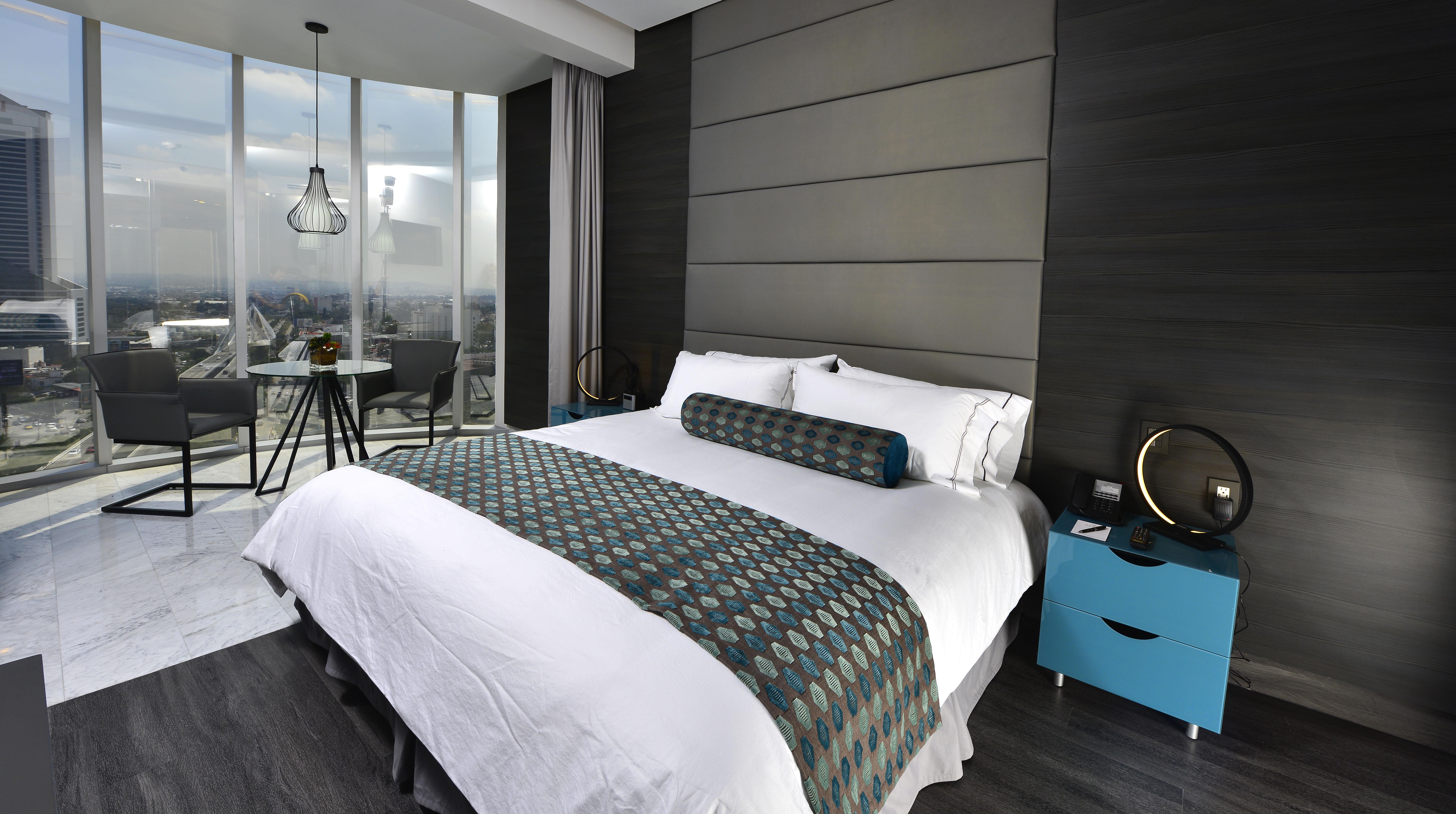 Baruk Guadalajara Hotel De Autor Eksteriør bilde A bed runner